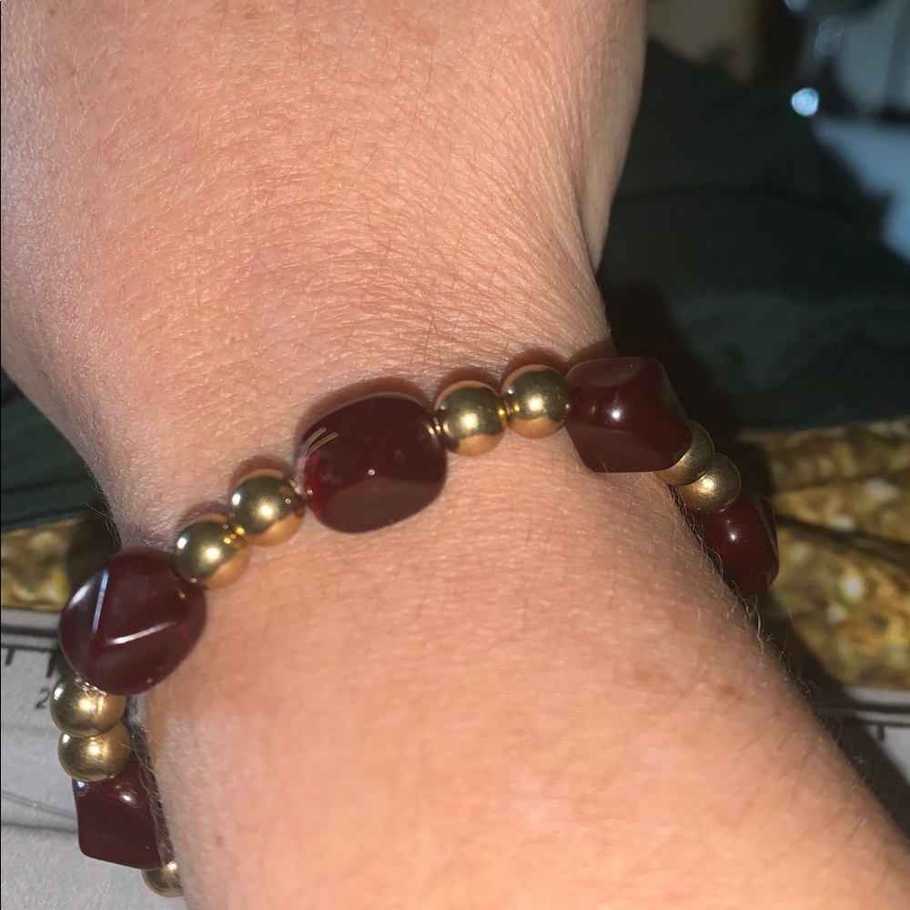 Rare Gold and burgundy stretch Bracelet - Picture 4 of 5